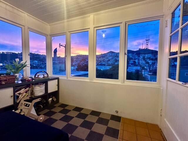 Noe Valley Charm – Full Home gallery image 5