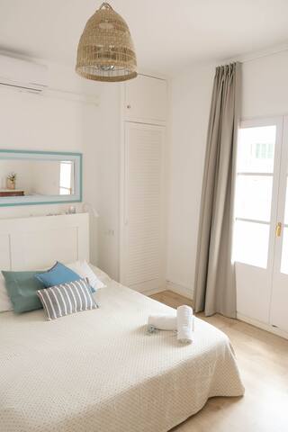 VILLA SA CALETA gallery image 5