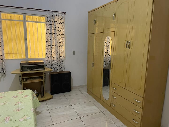 საძინებელი 2