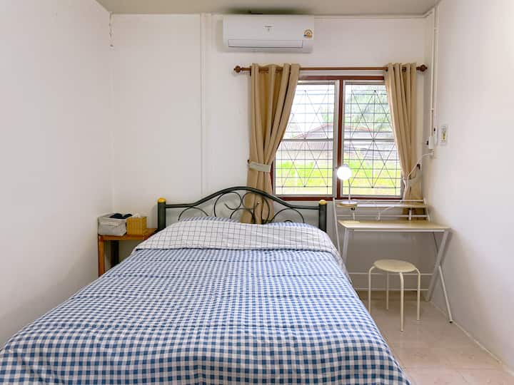 Schlafzimmer 3