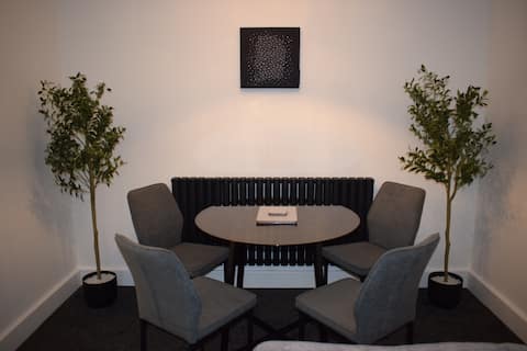 Top Airbnb: The Little Luxury Getaway! in Moortown