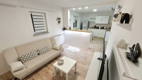 Top performing Airbnb: Apartment Vita in Stenjevec