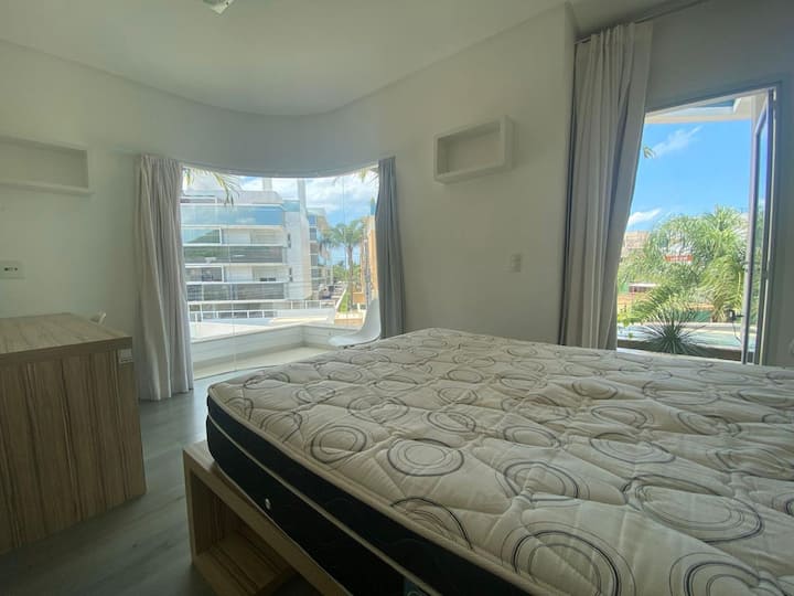 საძინებელი 4