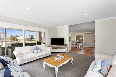 Successful Airbnb property: Coastal Family Retreat in CW in Cape Woolamai