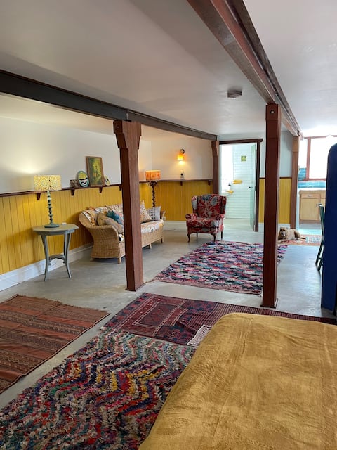 Top performing Airbnb: Ocean Hideaway 1907 #2 in Cottesloe