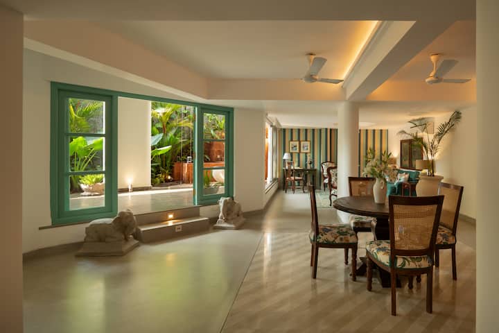 Living room 1 image 2