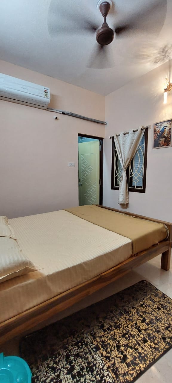 საძინებელი 1