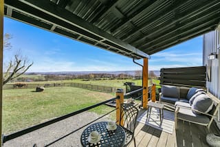 Stay near Bedford Springs
