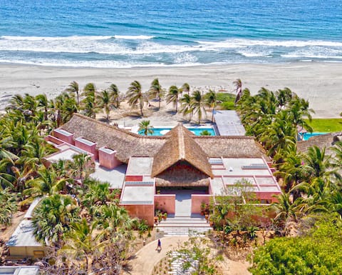 Casa Coco - Oceanfront Luxury Estate