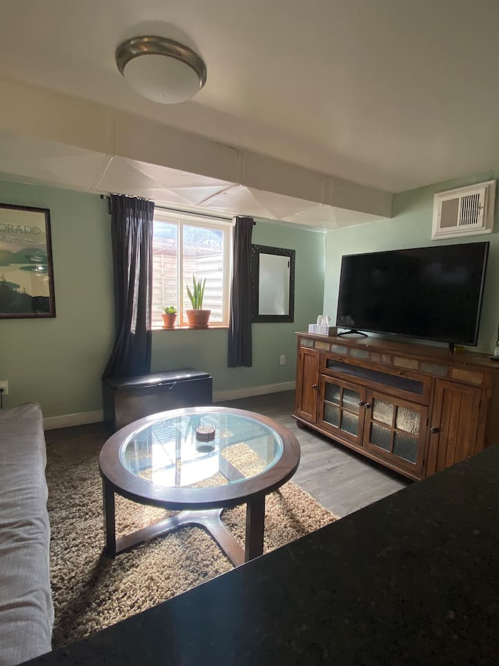 Cozy 2 Bd Spot In Denver’s Best! - Denver, CO