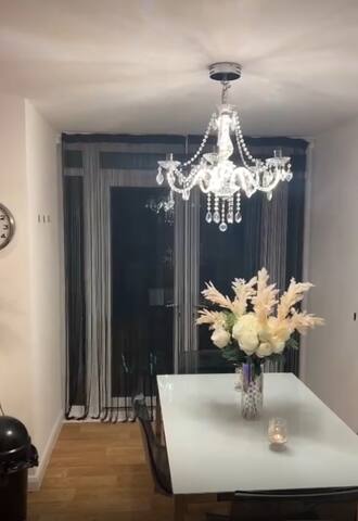 Beautiful town house gallery image 2