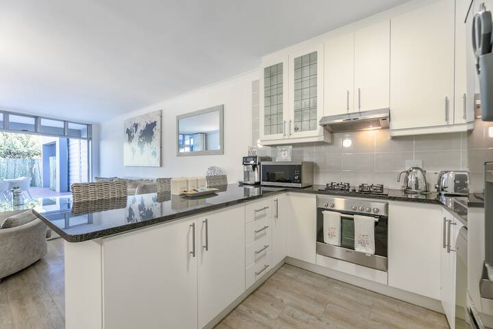 3 bed Beach Luxury and comfort (non-smoking) gallery image 4