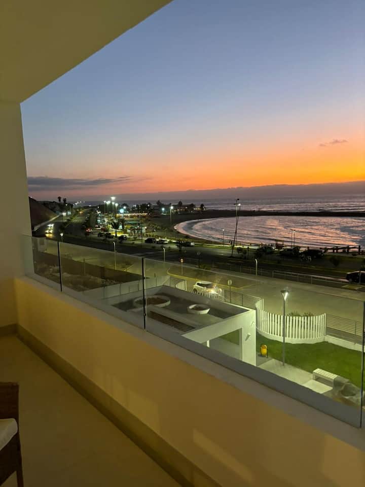 Beautiful oceanfront apartment