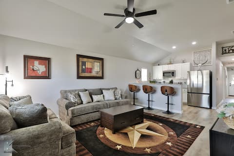 Top performing Airbnb: The Holliday Hideaway in Abilene