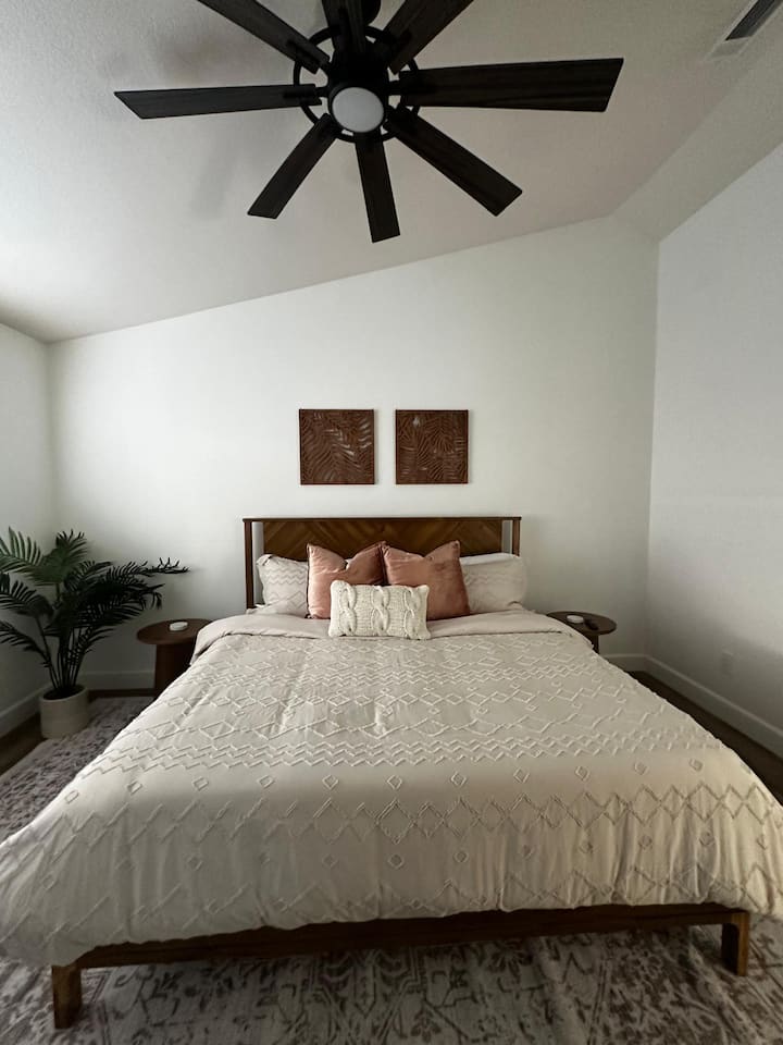 საძინებელი 1