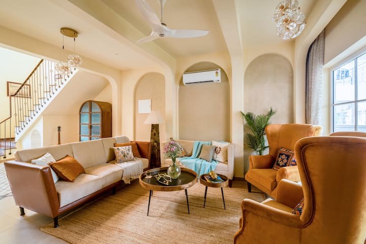 Living room image 1