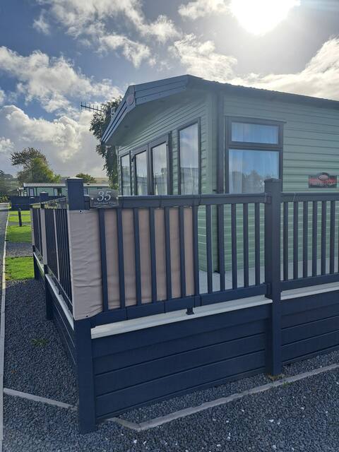 Silverdale View - Come and Relax