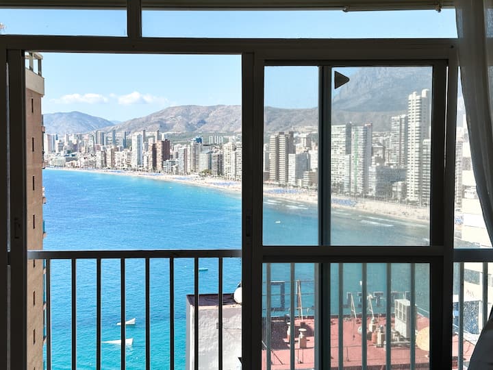Estudio Con Vistas Al Mar Y Piscina - Benidorm