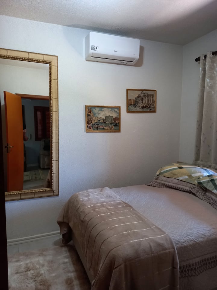 Dhomë gjumi 1