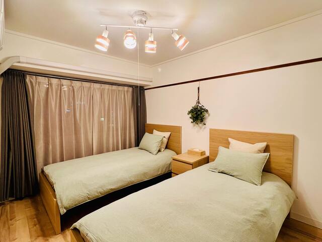 三室一厅日式榻榻米，新宿JR站800米，多线交通，歌舞伎町200米热闹繁华地区 gallery image 3