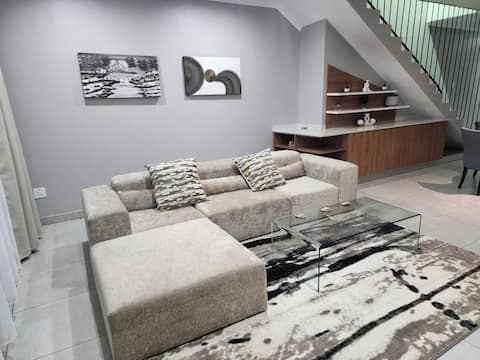 Home Sweet Luxe Stays