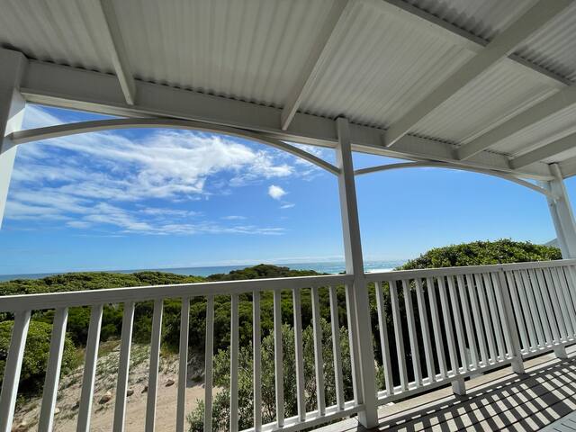 The Shore House: newly built beach house, & pool gallery image 5
