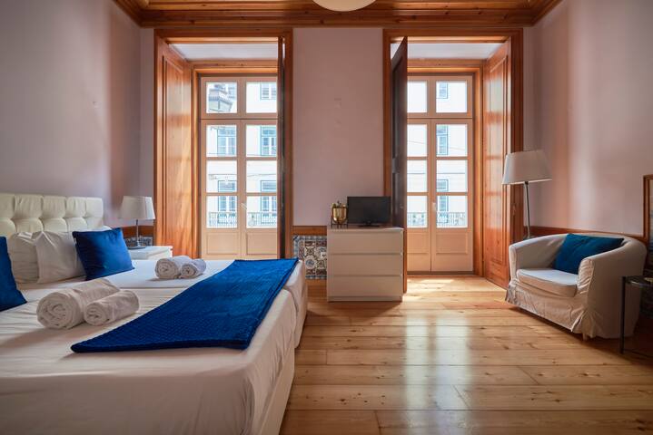 Excellent 3 Bedroom Apartment Baixa-Chiado gallery image 2