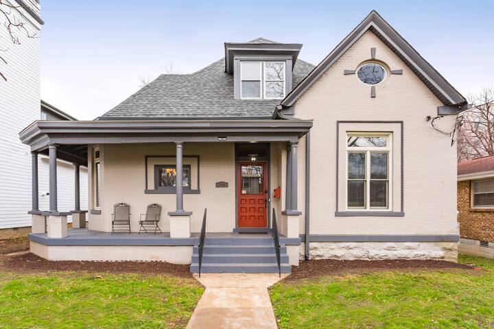 Music Row/Gulch/Vandy Walkable Home-Sleeps 12