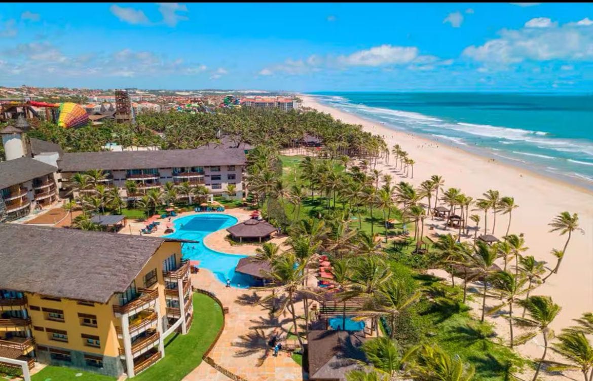 Foto do anúncio de Beach Park Resort Suítes Pé na areia e Vista Mar em Porto das Dunas, Aquiraz