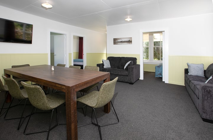 Perfect Family / Group Get Away - Waipawa