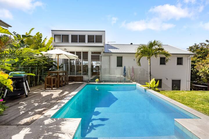 Wavesong Coolum Beach House gallery image 3