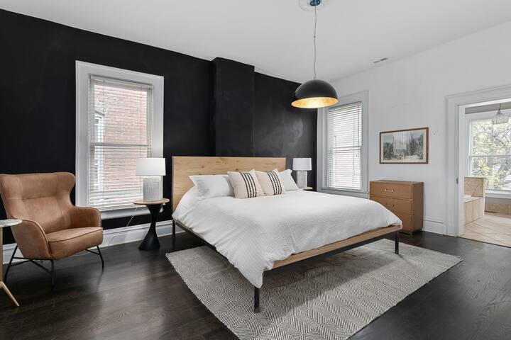 House Of Infinity • gallery image 5