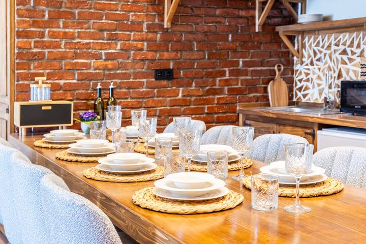 3 Master BR Apt with Sea View gallery image 3