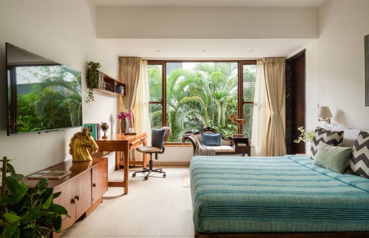 Bedroom 1 image 2