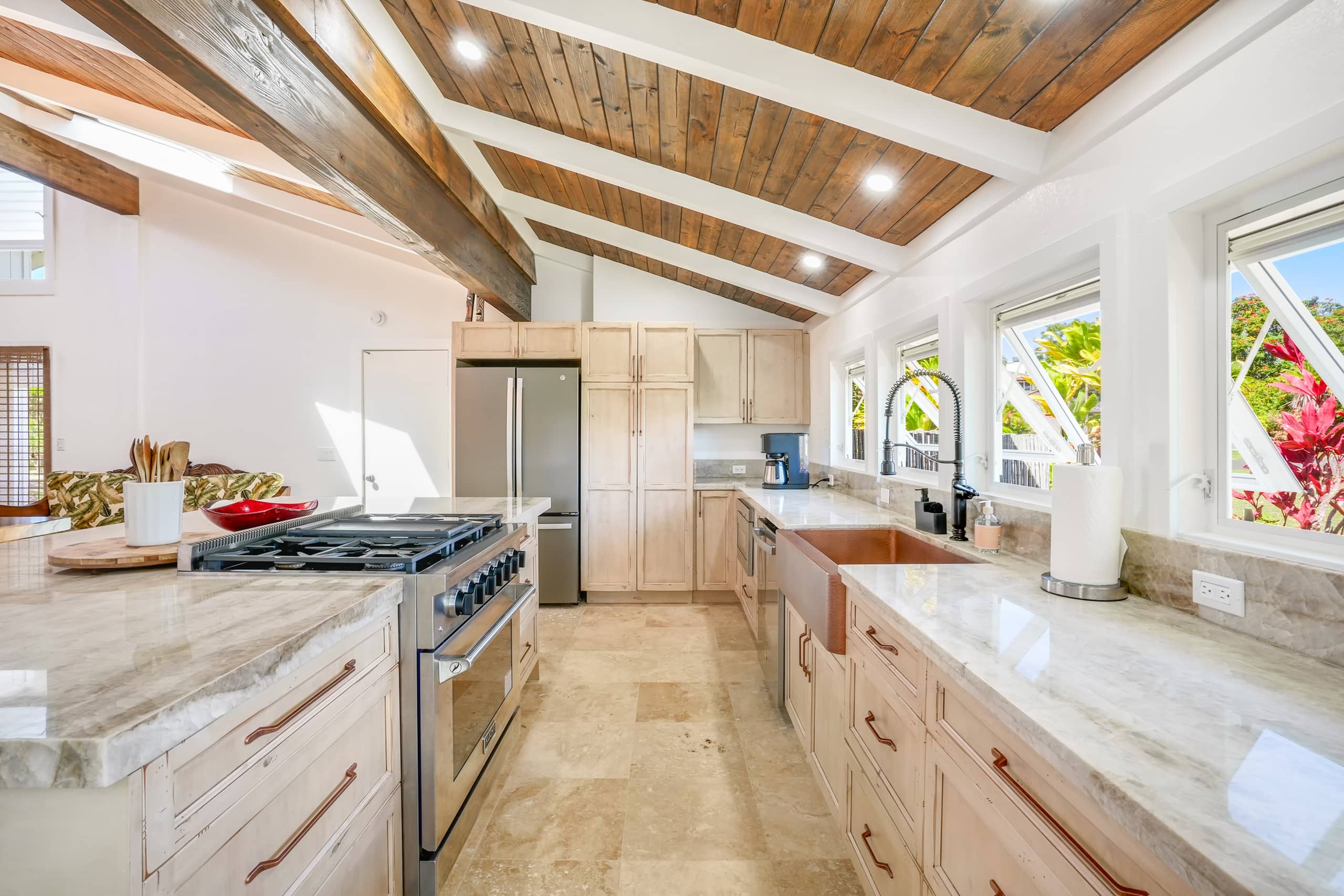 Home in Princeville · ★5.0 · 3 bedrooms · 5 beds · 3.5 baths - Image 45