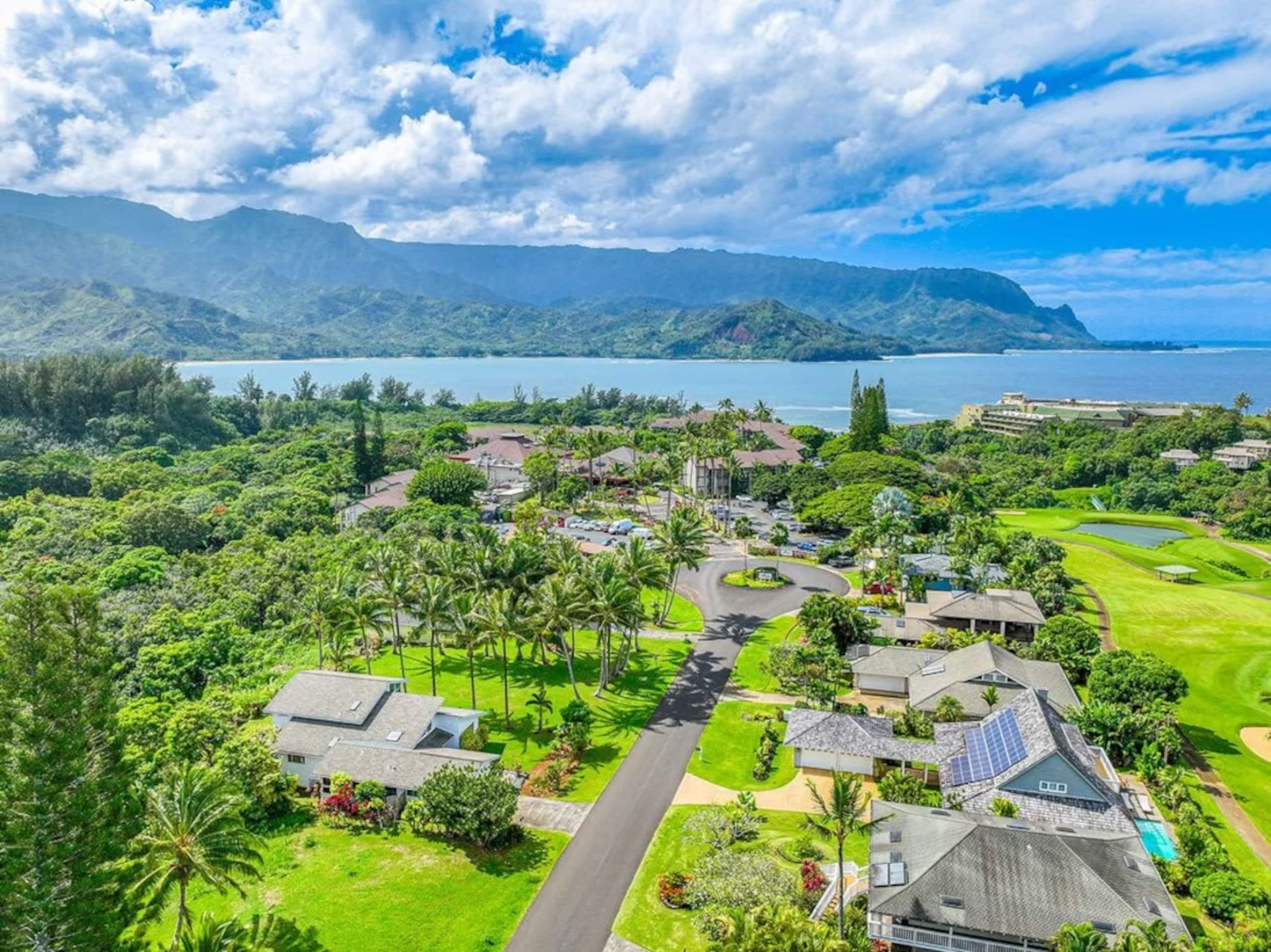 Home in Princeville · ★5.0 · 3 bedrooms · 5 beds · 3.5 baths - Image 41