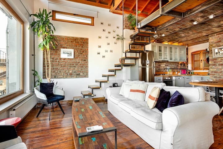 Penthouse Loft Big Terrace Seaview Home | 2BR +AC gallery image 2