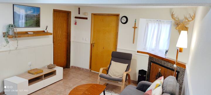 Los Callejos - Casita Para 4 Pax - 3 Dormitorios - Asturias