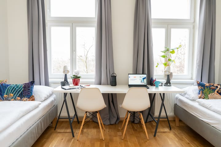 5 bedrooms for 10 persons- 4 bathrooms and kitchen