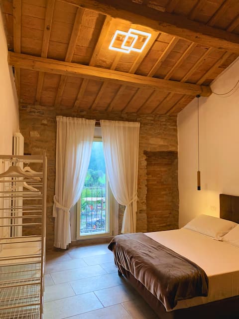 Le Margherite Apartment, 7 people, swimming pool, spa, Wi-Fi