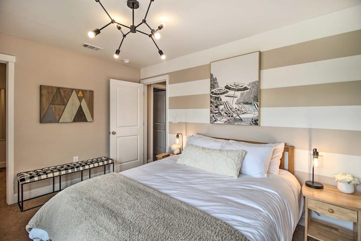 Spavaća soba za goste s bračnim krevetom (širine 150 - 179 cm)