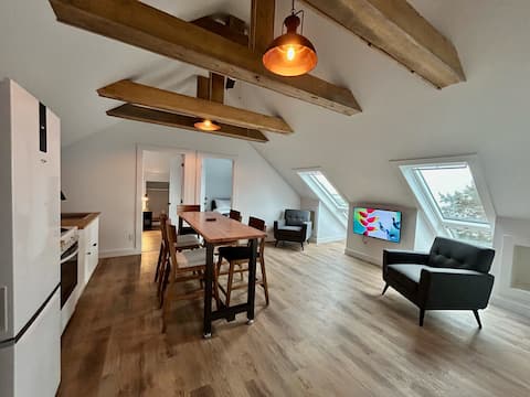3-bedroom sea view loft