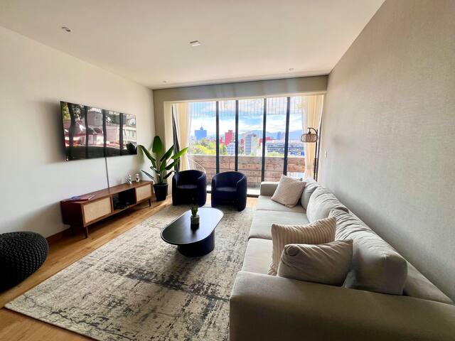 LUX PH Heart of Condesa with Private RoofTop + AC! gallery image 3