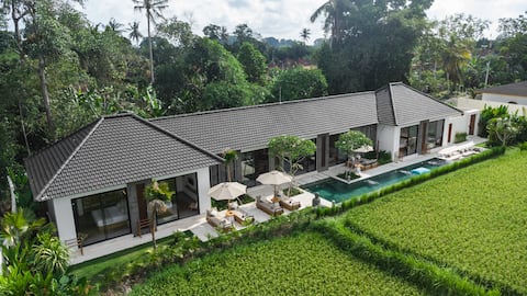 Villa Swannelli : 4BR with Pool & Rice Field Views