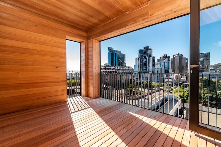 Top Floor Living | De Waterkant gallery image 3