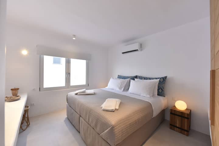 غرفة النوم الثانية في المبنى الرئيسي