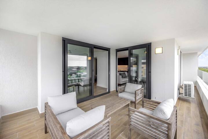 Newlands Peak 2-Bedroom Unit gallery image 4