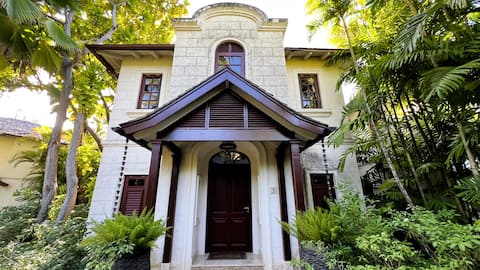 Luxury Villa at Claridges 5