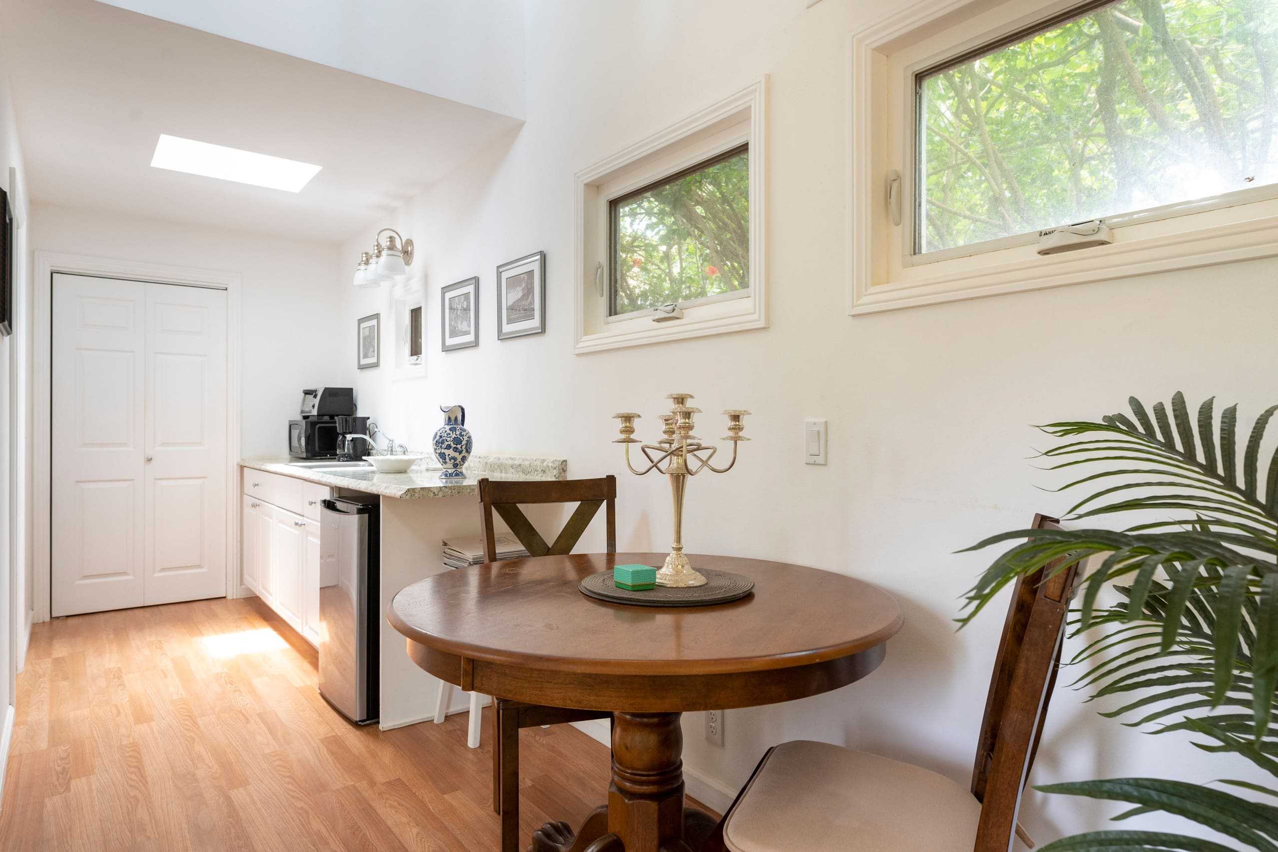 Home in Paia · ★4.88 · 1 bedroom · 1 bed · 1 bath - Photo 9
