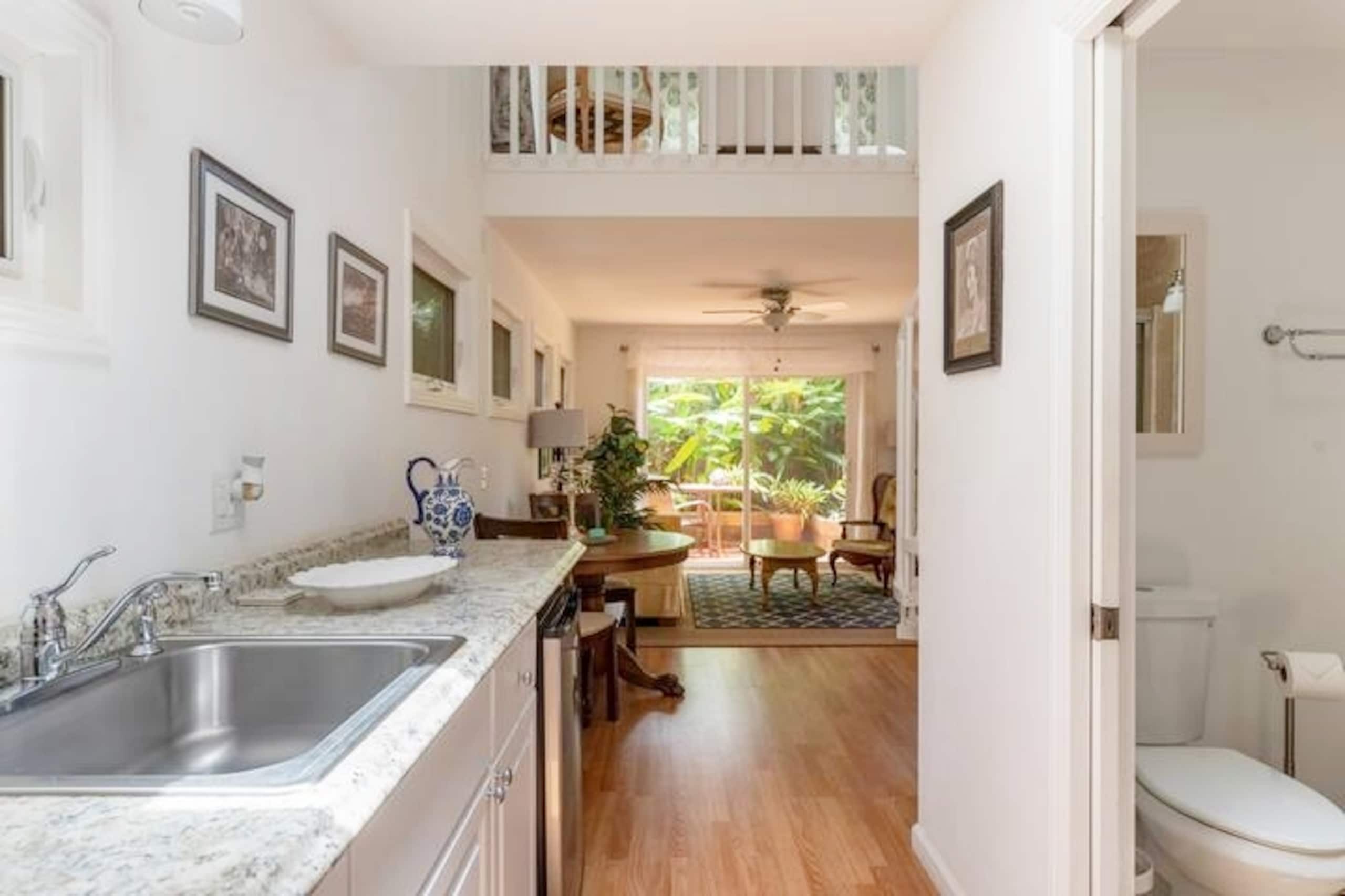 Home in Paia · ★4.88 · 1 bedroom · 1 bed · 1 bath - Photo 7